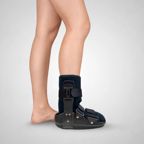 Bota Walker Corta Fija — EMO